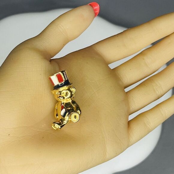 Vintage Avon Patriotic Red White  Blue Flag Teddy Bear Lapel Pin Small - Picture 3 of 7